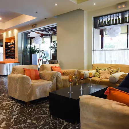 מלון Vassilia 2*